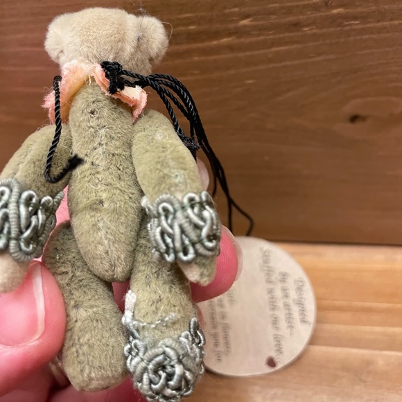 Ganz Mini Teddy Bear Flower Girl - Picture 15 of 16
